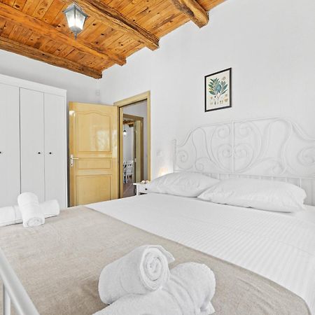 Villa Brioni With Pool By Rentistra Cabrunici エクステリア 写真