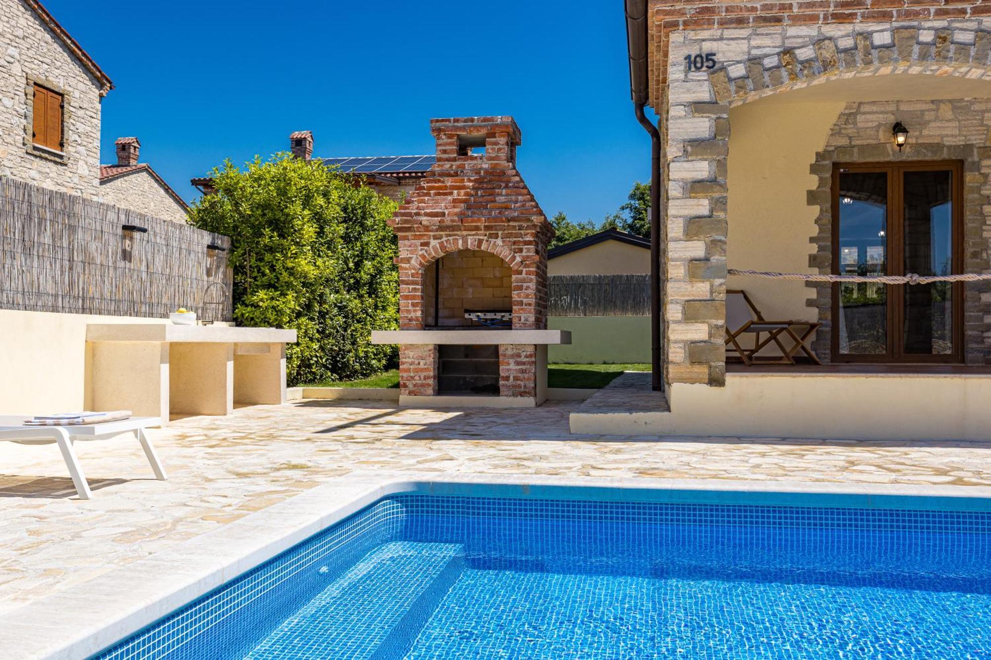 Villa Brioni With Pool By Rentistra Cabrunici エクステリア 写真